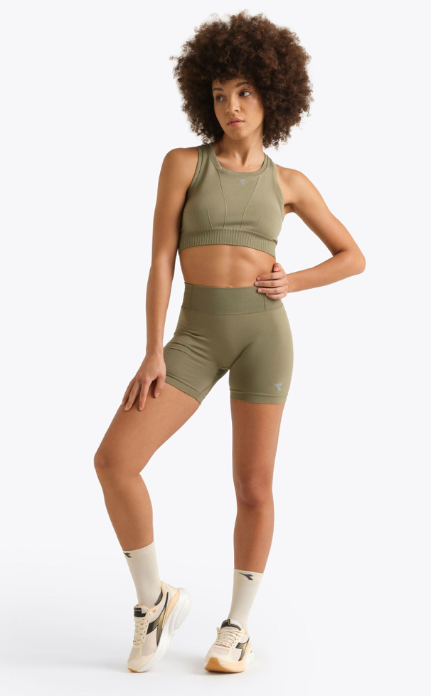 Diadora Women's Stratuono Shorts in SAGE