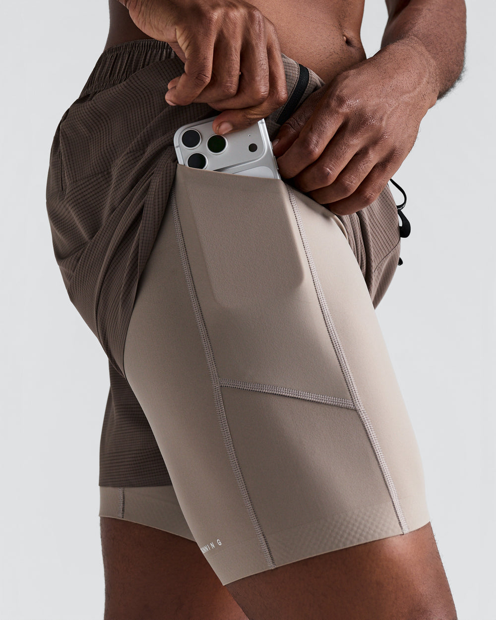 Bandit Running Men's CoolGrid Duo Short in COCOA