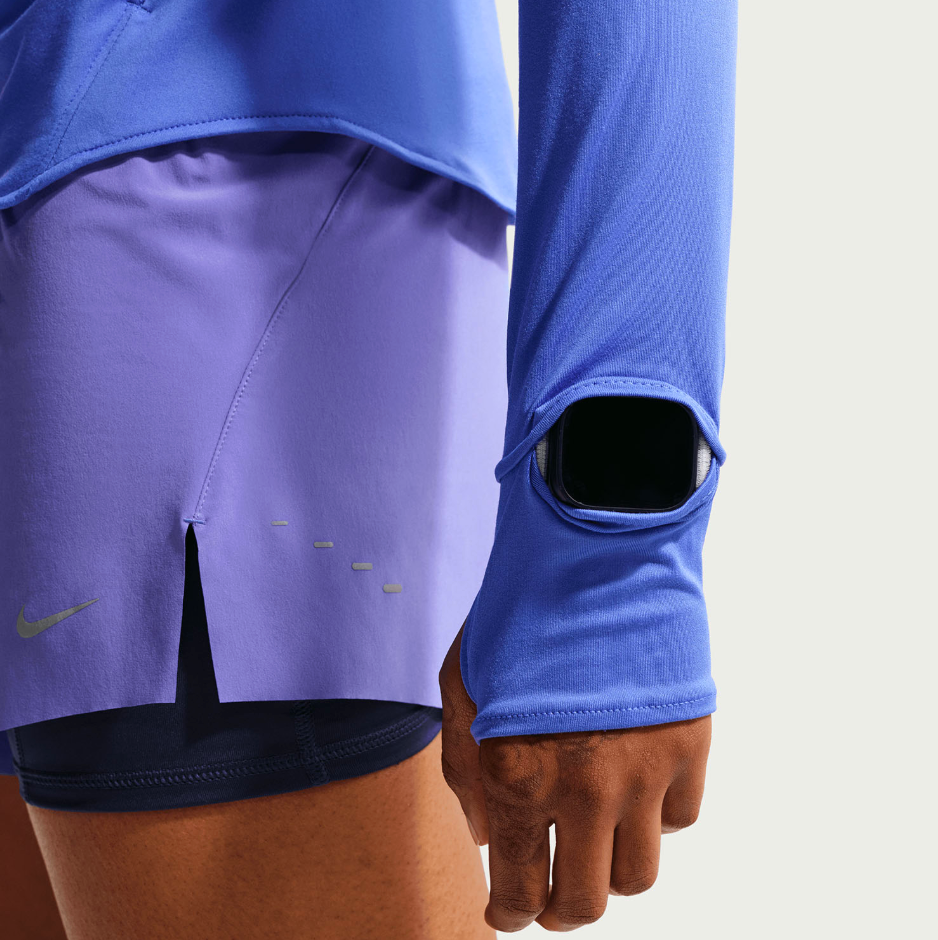 Nike, Inc. Women's Swift Long Sleeve in SAPPHIRE