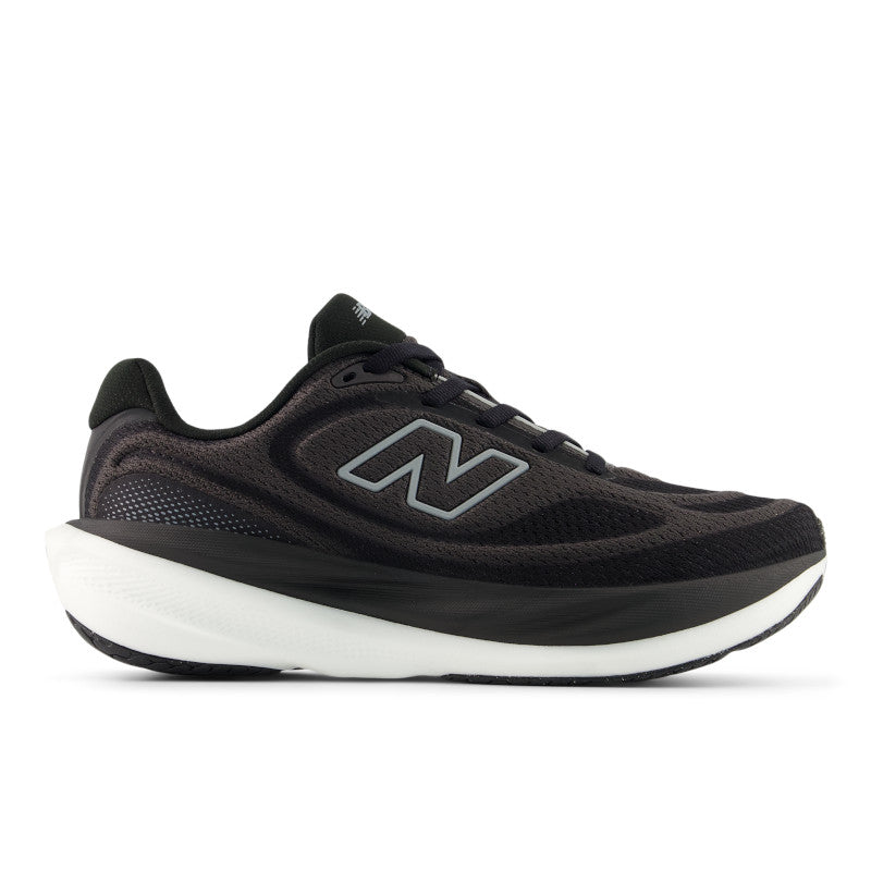 New Balance Women's 1080V15 neutral cushioned running shoe in BLK/WHT