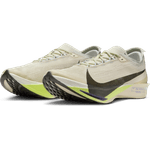 Nike Unisex Streakfly 2 running shoe in SEA/SEQ