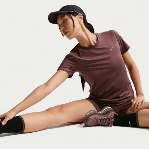 Nike Women's Swift Short Sleeve in TAT