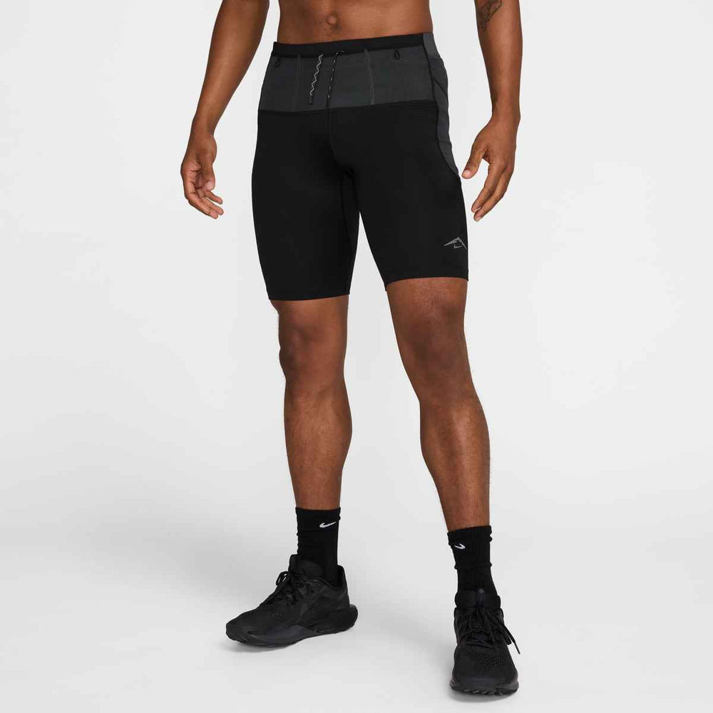 Nike Men's Lava Loop Shorts in BLK