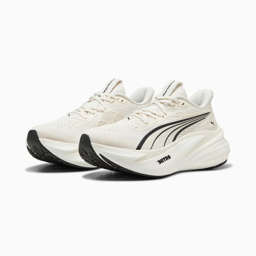 Puma Women's Magmax Nitro 2 in WHT/BLK