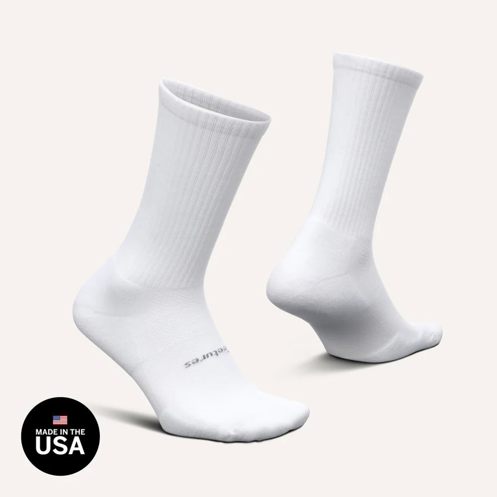 Feetures! Brand Socks Hp Max Cushion Crew in WHT