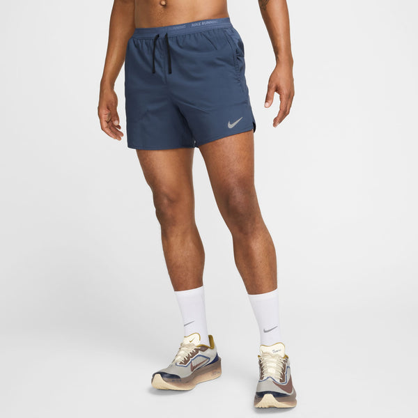 Nike Men's Stride Short 5" in THU/BLK