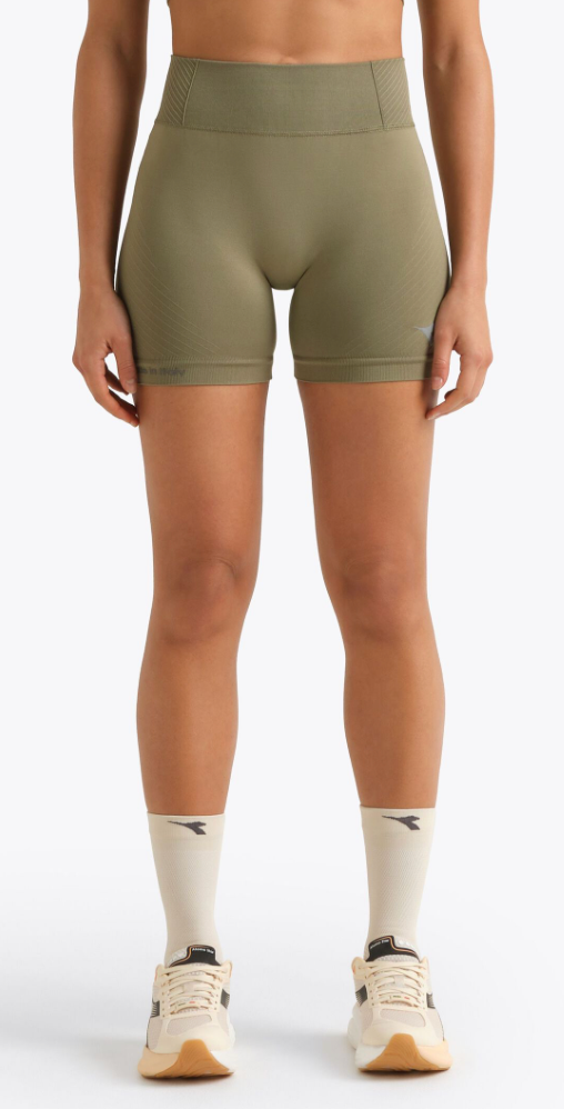 Diadora Women's Stratuono Shorts in SAGE
