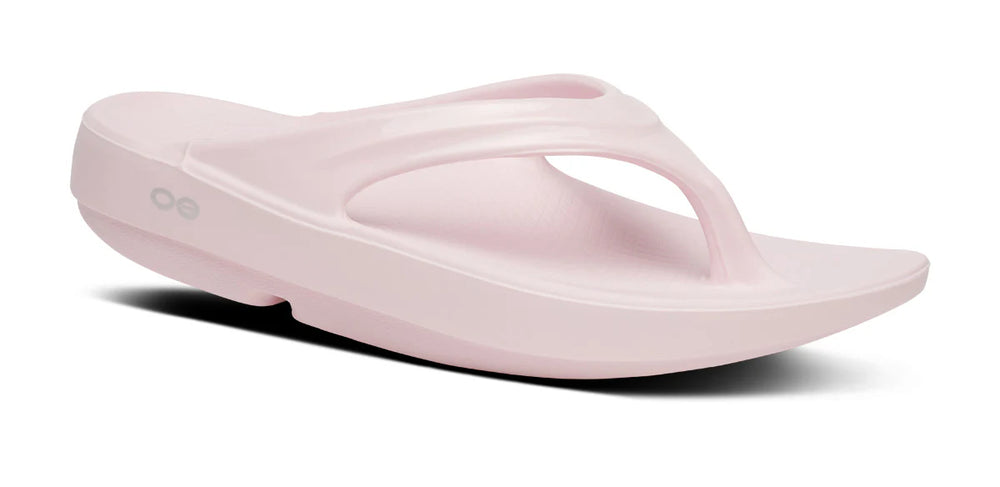 Oofos Footwear Oolala Thong running shoe in PRI in BLK