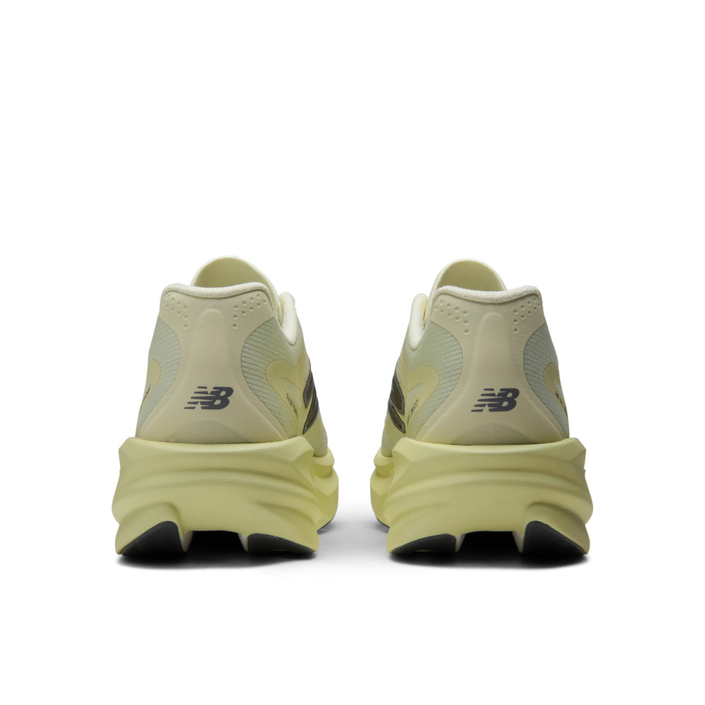 New Balance Men's Supercomp Rebel V1 in PIS/BUT