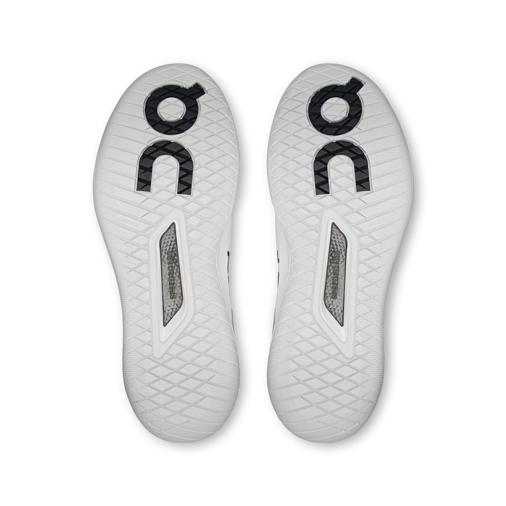 On Men's THE ROGER Pro 3 in WHT/WHT