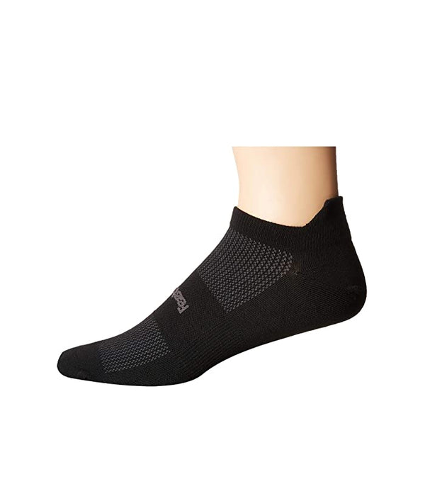 Feetures Hp Ultra Light No Show Tab in BLK
