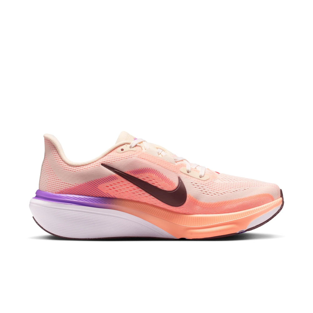 Nike Women's Pegasus 42 in CHA/TAT
