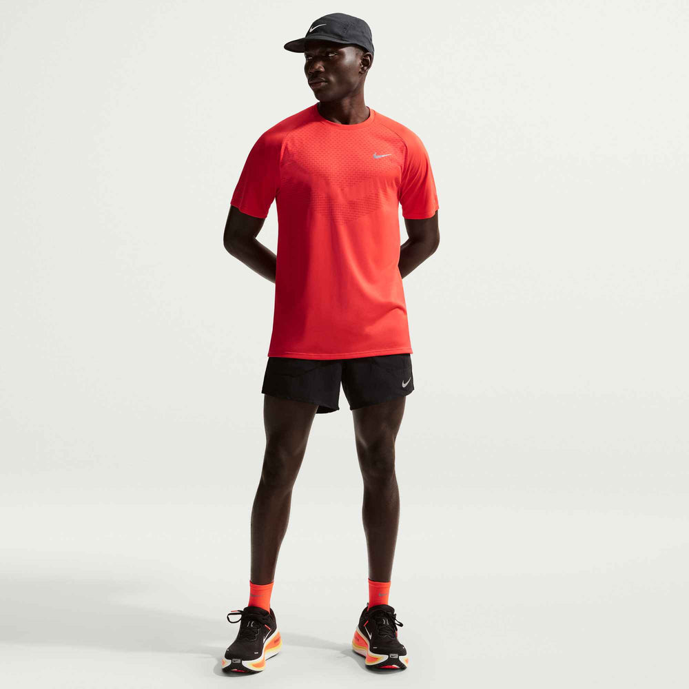 Nike Men's Stride Adv Short Sleeve in LHT/CRM